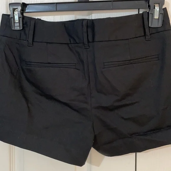 Metaphor SZ 4 Black Shorts with Belt Loop and Pockets - Picture 11 of 16